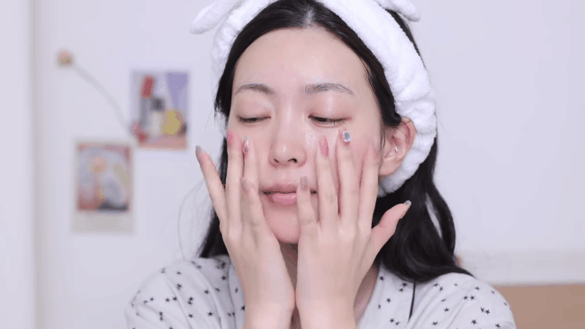 Chống già theo cách người Hàn: Skincare 10 bước cũng không hiệu quả bằng vài ba động tác vỗ nhẹ lên da-2