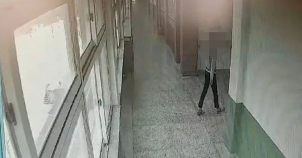 Hàn Quốc: Thầy giáo nhận án tù sau khi học sinh tự tử khiến dân mạng chia làm 2 luồng ý kiến-3