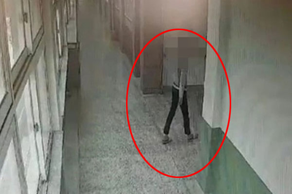 Thầy giáo tiểu học gây phẫn nộ với bài tập về nhà giặt quần lót cho học sinh lớp 1 và những lời nhận xét khiếm nhã sởn gai ốc-5