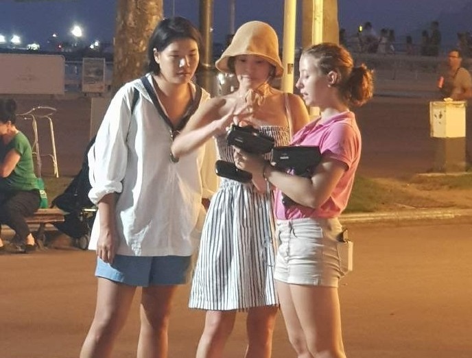 Váy áo hở vai đã giúp Song Hye Kyo tiết lộ một điểm mạnh ít được khen, nhưng để ý sẽ thấy đúng là tuyệt phẩm-10