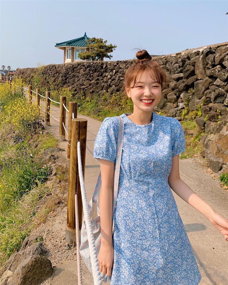 5 mẫu váy xứng đáng được chị em đầu tư vì diện lên chỉ trẻ trung xinh tươi chứ muốn dừ đi cũng khó-9