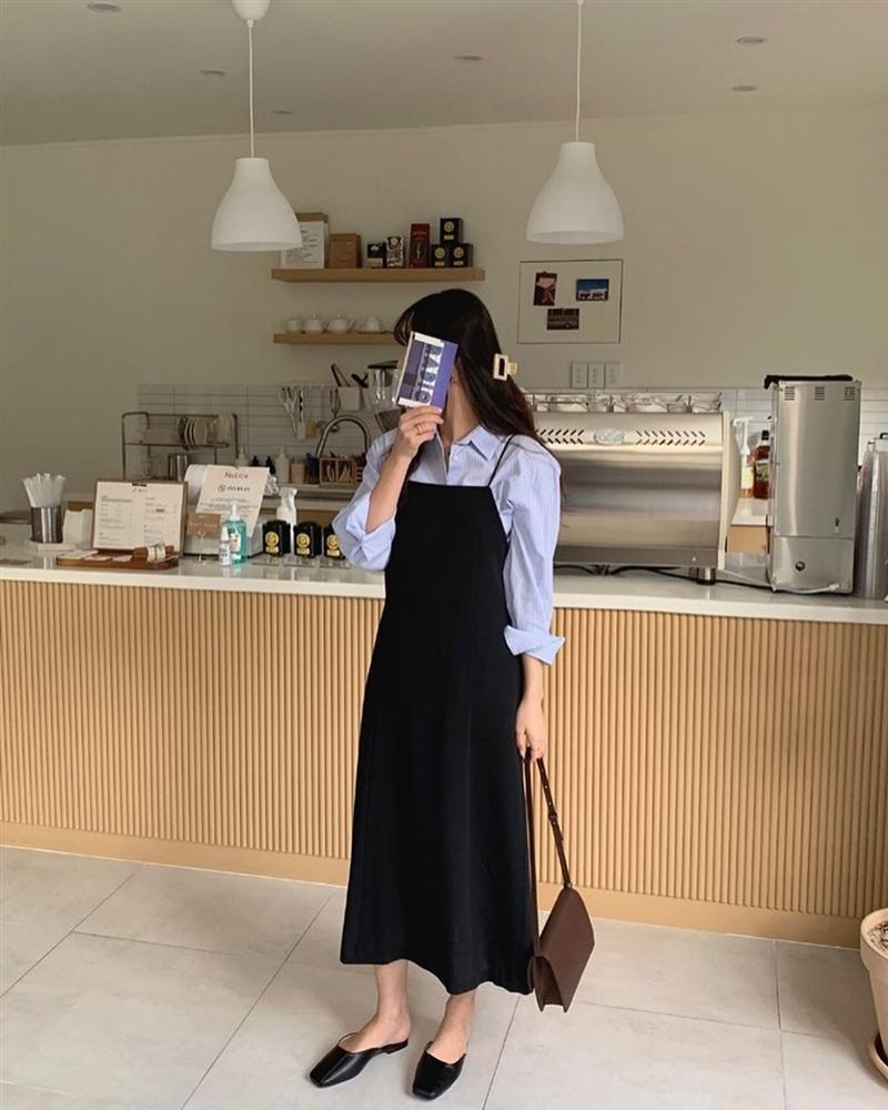 5 mẫu váy xứng đáng được chị em đầu tư vì diện lên chỉ trẻ trung xinh tươi chứ muốn dừ đi cũng khó-15