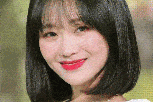 Mùa Hè hay búi tóc, chị em nhớ thêm 1 bước này để trẻ xinh hơn-6