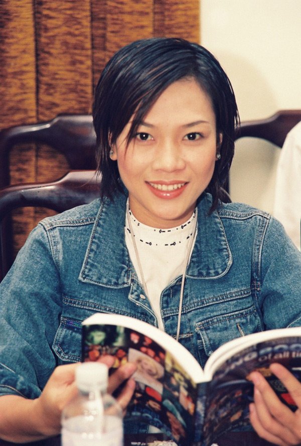 Nhan sắc của dàn hoạ mi đời đầu 8X: Người trẻ đẹp bền vững, người đổi thay ngoạn mục-1