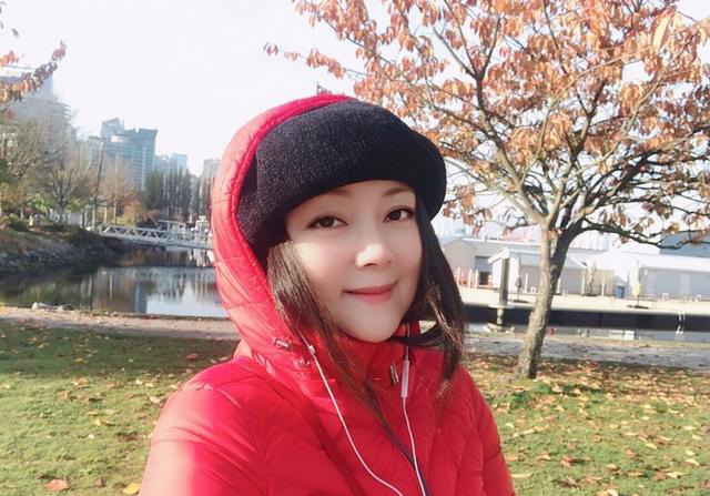 Mỹ nhân Hồng Lâu Mộng: Dính tai tiếng làm gái bao, rời làng giải trí, cuộc sống U60 ra sao?-10