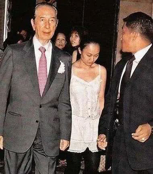 Sóng gió hào môn: Nữ y tá nhỏ bé khiến trùm sòng bạc say mê, bà Tư tìm 1001 kế ngăn cản và cái kết không ai ngờ-7