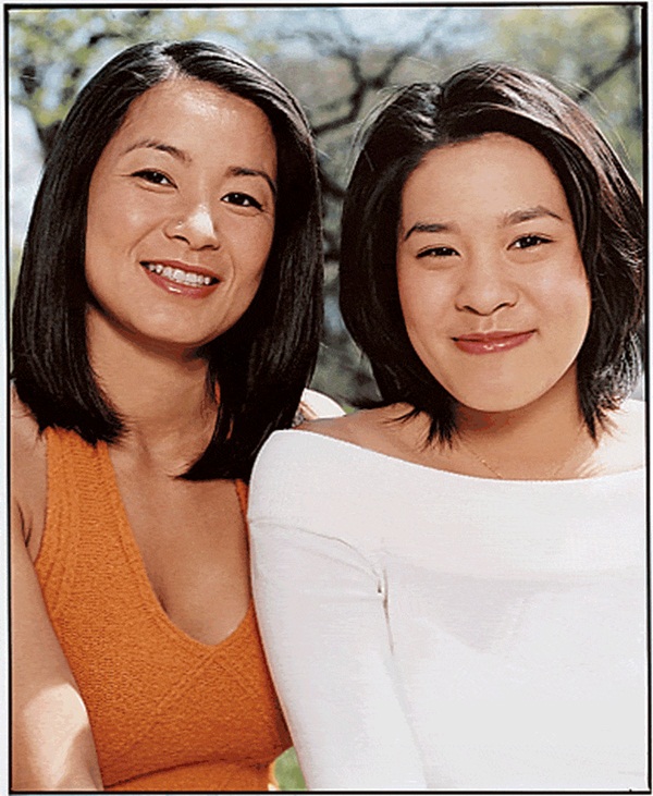 Câu chuyện cuộc đời của cô gái gốc Việt làm mẹ ở tuổi 12 vì bị cưỡng bức ở nhà vệ sinh trường: Con gái tôi chính là phép màu bước ra từ thảm kịch-1