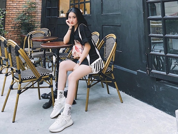 Duy Mạnh, Văn Đức đưa vợ đi chơi và nghỉ ngơi dịp lễ-5