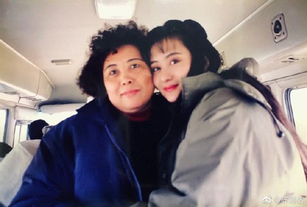 Mỹ nhân khiến Châu Tinh Trì si mê, theo đuổi điên cuồng một thời giờ ra sao?-10