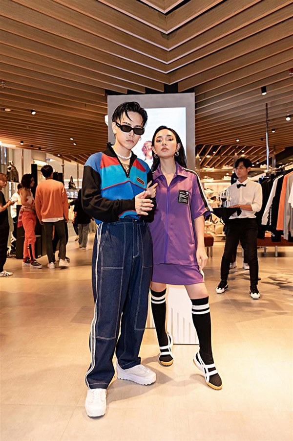 Chiêu ăn gian hài hước bị phát hiện của Hoàng Thùy Linh và dàn sao Việt-5