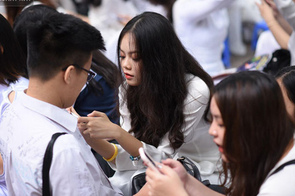 Thầy cô thử kịch bản, họp cả ngày nghỉ để đón học sinh trở lại-8