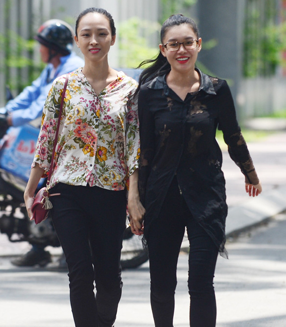 Hoa hậu Trương Hồ Phương Nga nói về tin đồn yêu đồng tính với bạn thân-1