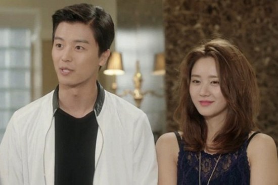 Thấy cháu khóc nhiều mẹ chồng tôi giành bế nhưng khi chứng kiến cảnh bà đu võng ru cháu thì tôi hoảng hồn