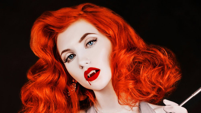 Câu chuyện về những ma cà rồng đời thực: Chứng bệnh kỳ lạ khiến thèm khát uống máu, không có là chóng mặt, đau bụng-1