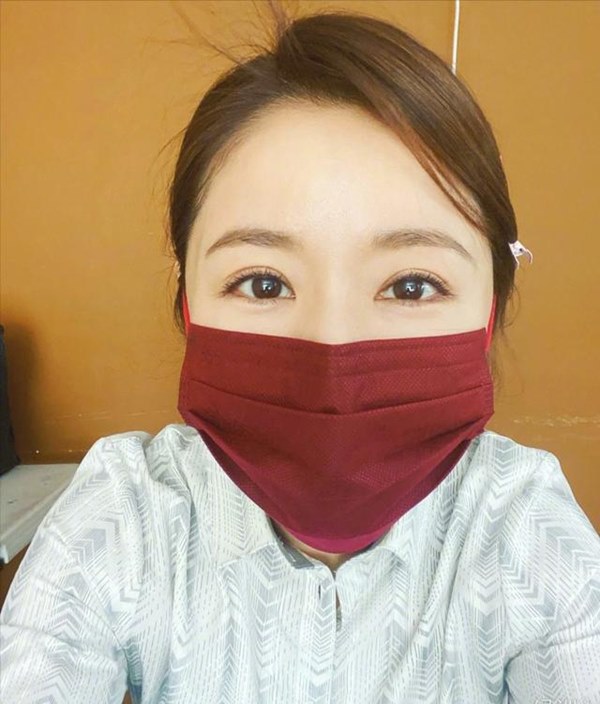 Lâm Tâm Như công khai mặt mộc sau khi nhận cơn bão chê nhan sắc xuống cấp, da chảy xệ già nua-1