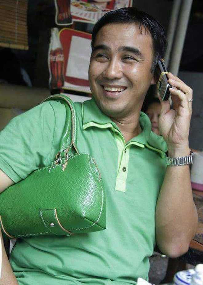 Quyền Linh mượn váy, túi xách của vợ hóa trang thành đàn bà gây cười-10