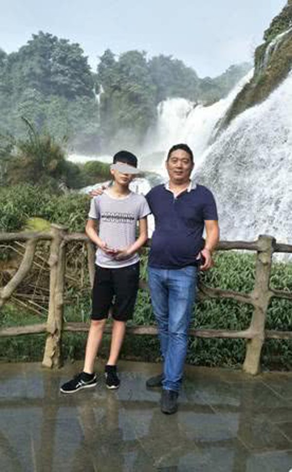 Trung Quốc: Nam sinh 15 tuổi đột tử khi đeo khẩu trang trong lúc tập thể dục, chuyên gia y tế lý giải điều này như thế nào?-2