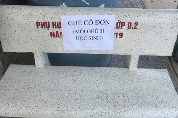 Loạt sáng kiến vách ngăn chống dịch của các trường: Vừa an toàn vừa không cho học trò quay cóp kiểm tra-4