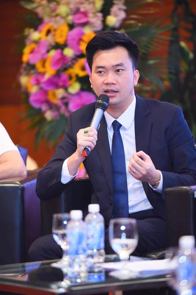 Ông bố CEO quyết ra tay tráng bánh cuốn bằng chảo khiến nghìn chị em tâm phục-1