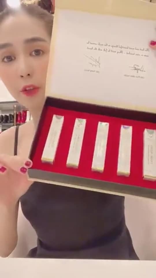 Bị tố PR cho loại son kém chất lượng, Ngọc Trinh phản ứng gay gắt: Có những thứ rẻ vẫn còn đắt hơn nhân cách nhiều người-2