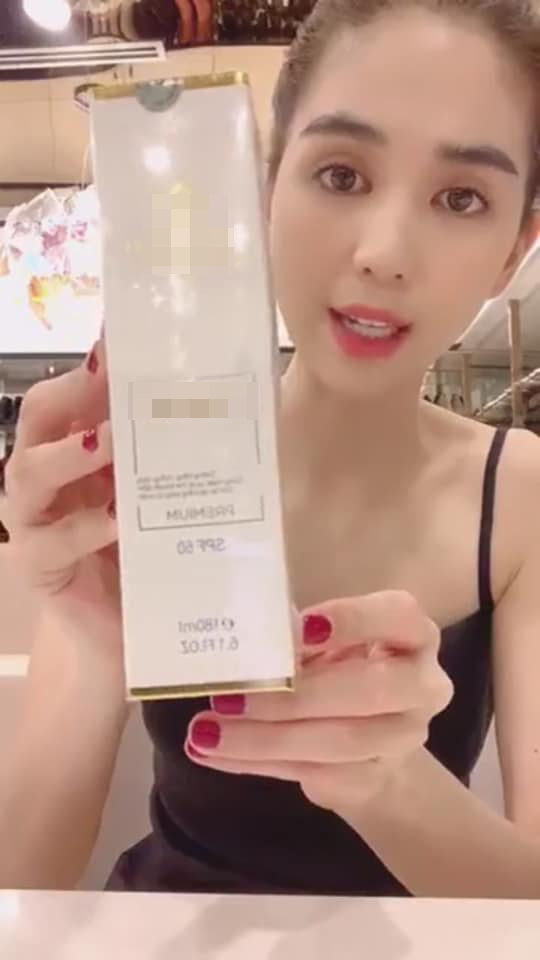 Bị tố PR cho loại son kém chất lượng, Ngọc Trinh phản ứng gay gắt: Có những thứ rẻ vẫn còn đắt hơn nhân cách nhiều người-1