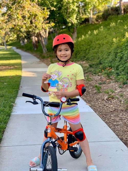 Theo gia đình sang Mỹ định cư, Diệu Hương khoe không gian nhà ngập cây cối-9