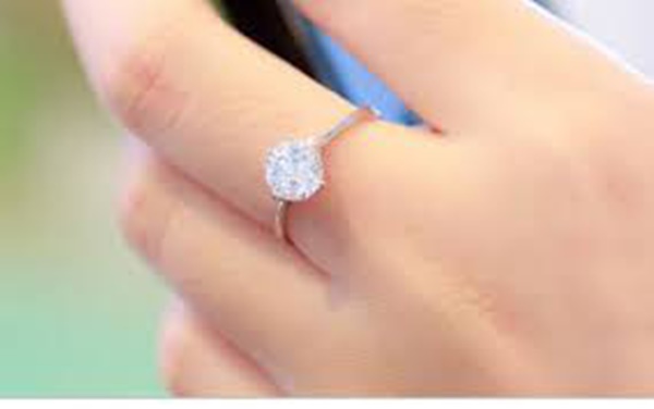 Là phụ nữ, bạn không thể bỏ qua 7 công dụng này của kem đánh răng-1