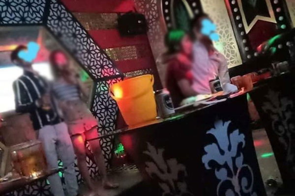 5 hành động của vợ khiến chồng phát ớn, tan làm chỉ muốn đi nhậu với bạn bè không muốn về nhà-2