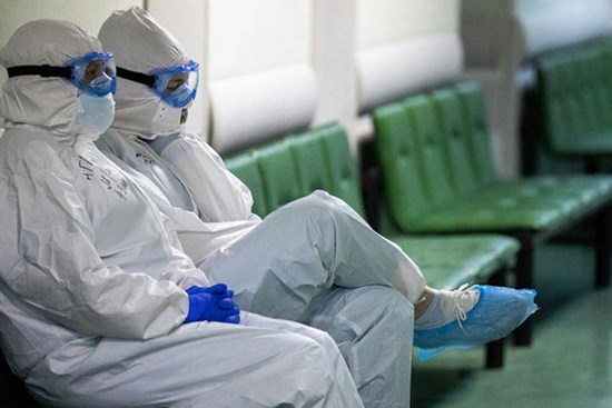 Nga: 3 bác sĩ ngã từ cửa sổ bệnh viện giữa lúc căng thẳng chống dịch COVID-19