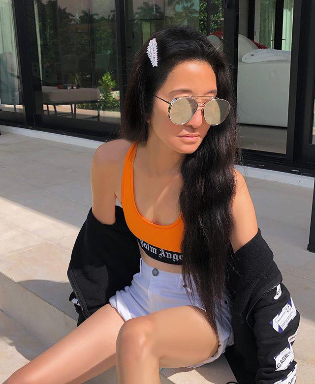 SỐC trước body nuột nà của nữ hoàng váy cưới Vera Wang: 71 tuổi mà ngỡ 17 tuổi-3