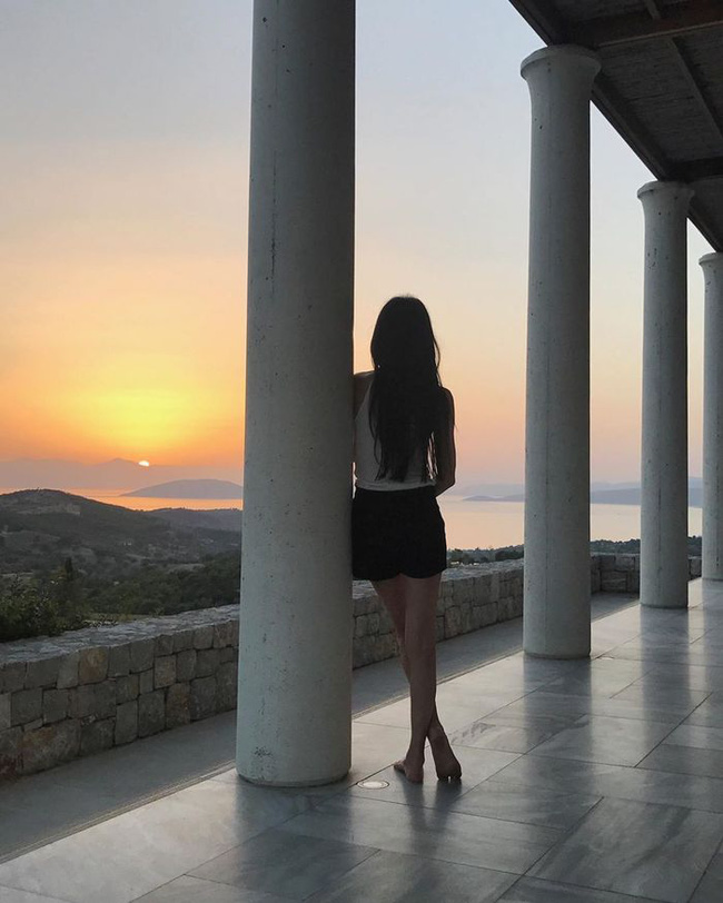 SỐC trước body nuột nà của nữ hoàng váy cưới Vera Wang: 71 tuổi mà ngỡ 17 tuổi-8