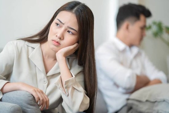 Phụ nữ Nhật đòi ly hôn giữa dịch Covid-19 vì chồng ngáy to, lười nhác, chỉ biết ăn và dịch vụ 