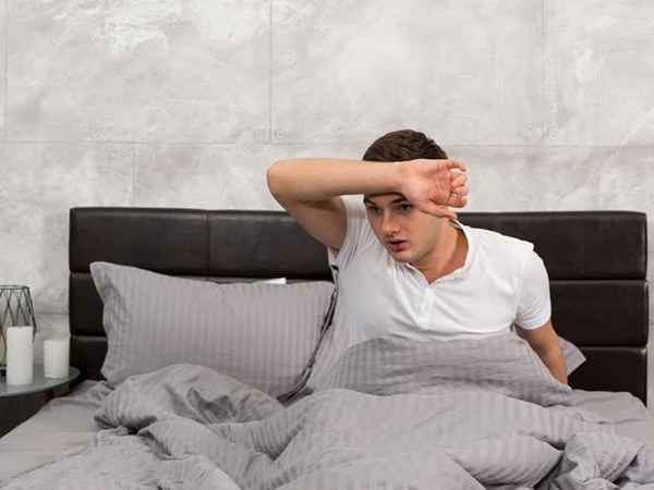 Bất kể nam hay nữ, có 3 hiện tượng này khi ngủ vào ban đêm thì chứng tỏ thận rất khỏe mạnh-2