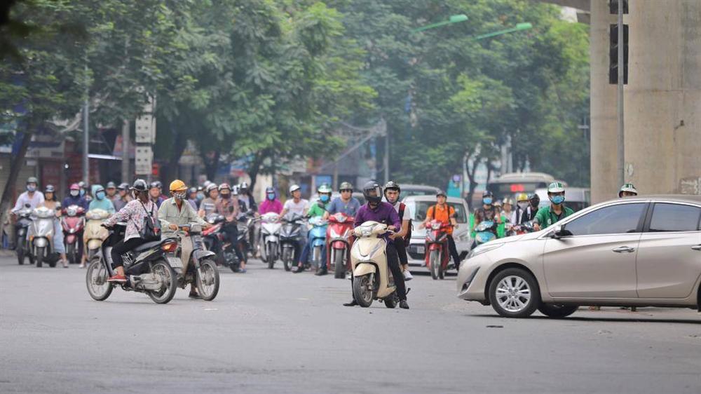 Những tình huống nguy hiểm cho người đi xe máy, tuyệt đối phải tránh-3