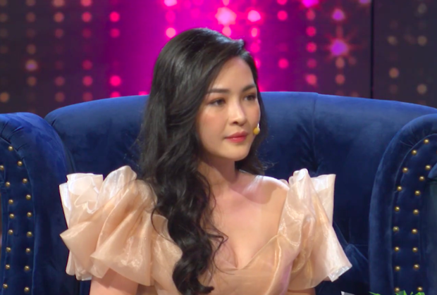 Nữ chính Người ấy là ai: Ngã đến 4 lần vì tự vấp váy, thích Xanh lá lẫn... Tím lịm tìm sim!-2