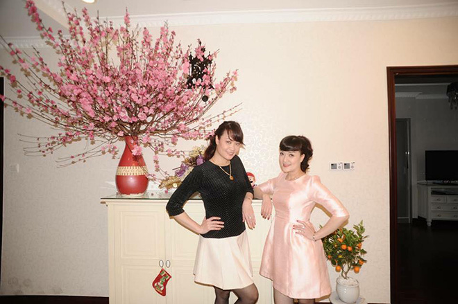 Chị gái ruột từng lọt Top 10 Hoa hậu Việt Nam của danh hài Vân Dung giờ ra sao?-1