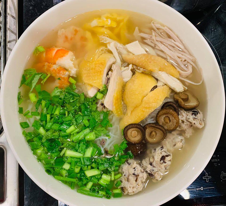 Mỹ nhân Lã Thanh Huyền nhận được nghìn lượt thích với những bát canh ngon mát mùa hè-7