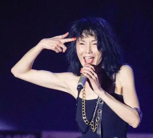 Đệ nhất mỹ nhân Hong Kong Trương Mạn Ngọc: Tuổi U60 già nua, lập dị, không con cái-8