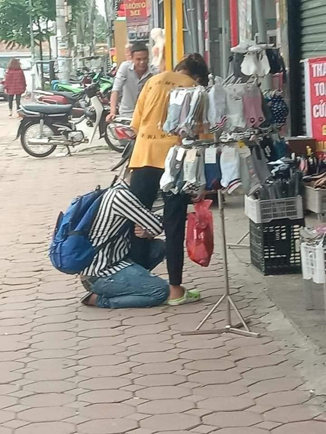 Chuyện ngược đời: Phát hiện bạn gái cắm sừng mình, những anh chàng luỵ tình này vừa quỳ ôm chân người yêu vừa khóc lóc van xin-2