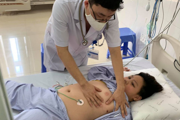 Bị bọ ve cắn, 13 năm sau, người phụ nữ này vẫn phải vật lộn với căn bệnh mà ngay cả bác sĩ cũng chẩn đoán nhầm-3