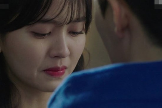 Kết hôn 2 năm chồng mới đưa vợ đi siêu thị 1 lần nhưng khi trở về vợ bất ngờ thu dọn hành lý chuyển đi dù chẳng có cuộc cãi vã nào