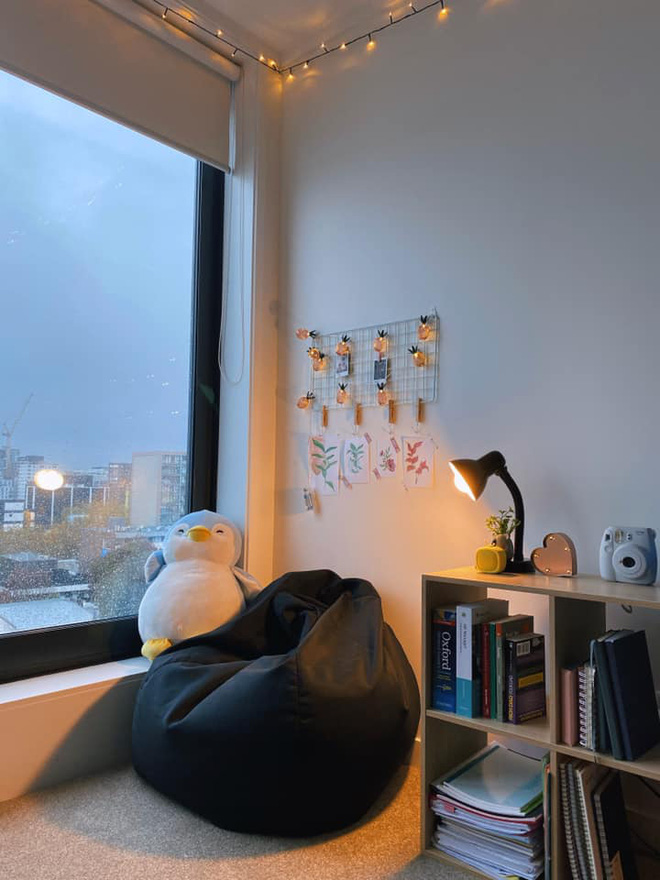 Gái xinh kể chuyện thuê phòng trọ nhìn ra trung tâm thành phố, view hướng tòa tháp nổi tiếng và giá decor tiền triệu nhưng thành quả chill bất ngờ-3