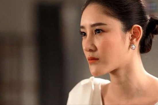 Chồng không rượu bia nhưng rất thích nước ngọt, uống hết còn giữ lại vỏ, tôi chỉ biết sự thật khi vô tình gặp người mua ve chai
