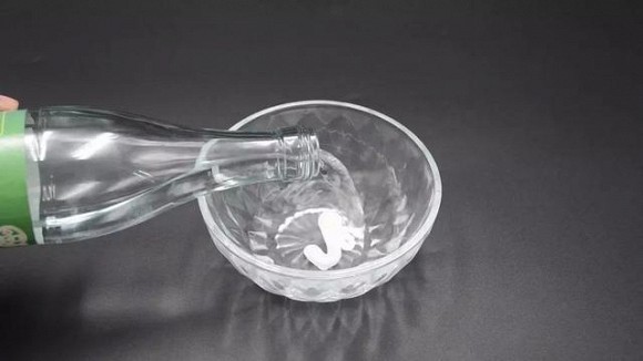 Vệ sinh nồi cơm điện cáu bẩn lâu ngày sạch bóng như mới từ nguyên liệu có sẵn-2