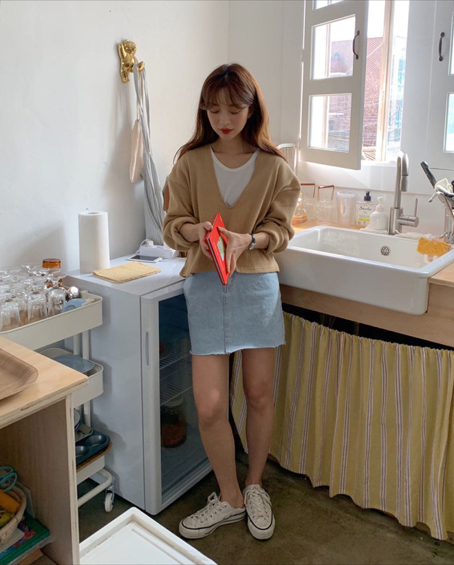 Kiểu gì thì hè này chị em cũng nên sắm 5 mẫu chân váy sau để diện lên là được khen xinh xẻo-14