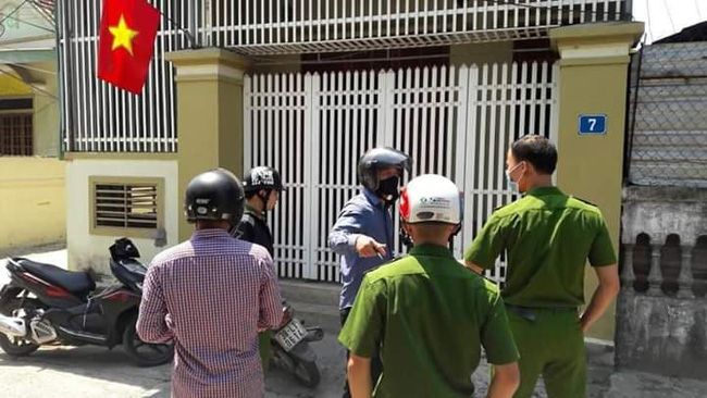 Bắt giữ nghi phạm vừa ra tù đã cầm dao truy sát vợ chồng người yêu cũ-2