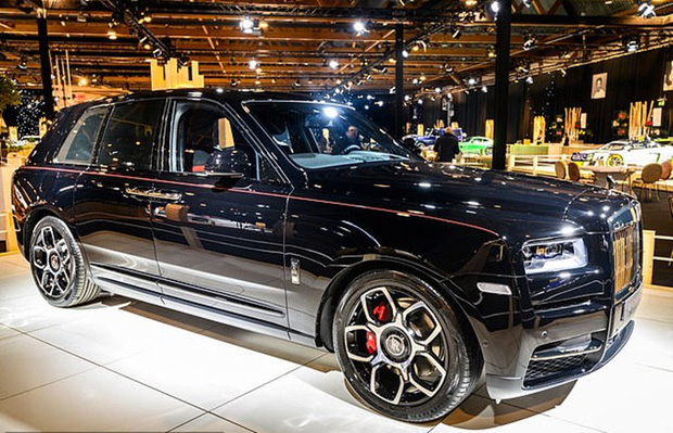 Xầm xì tin nữ siêu sao bản hit gần tỷ view sinh con đầu lòng, bạn trai kém 6 tuổi thưởng nóng Rolls-Royce 9 tỷ-2