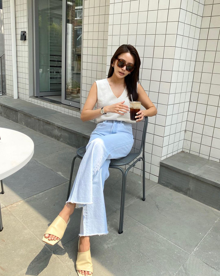 10 kiểu áo mix cùng quần ống rộng đẹp thần sầu, hè diện mát mẻ mà vẫn trendy nàng nào cũng nên copy-2