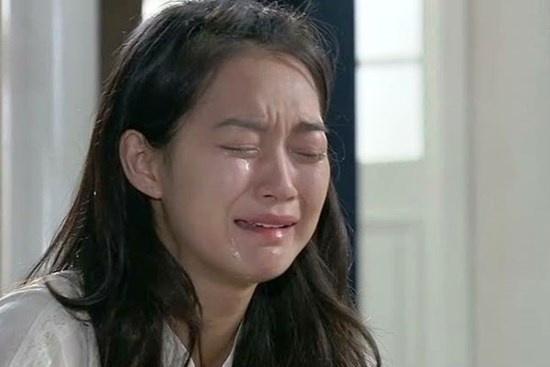 Con dâu suốt ngày chê mẹ chồng tằn tiện, để rồi bật khóc khi thấy xấp tiền bà cho