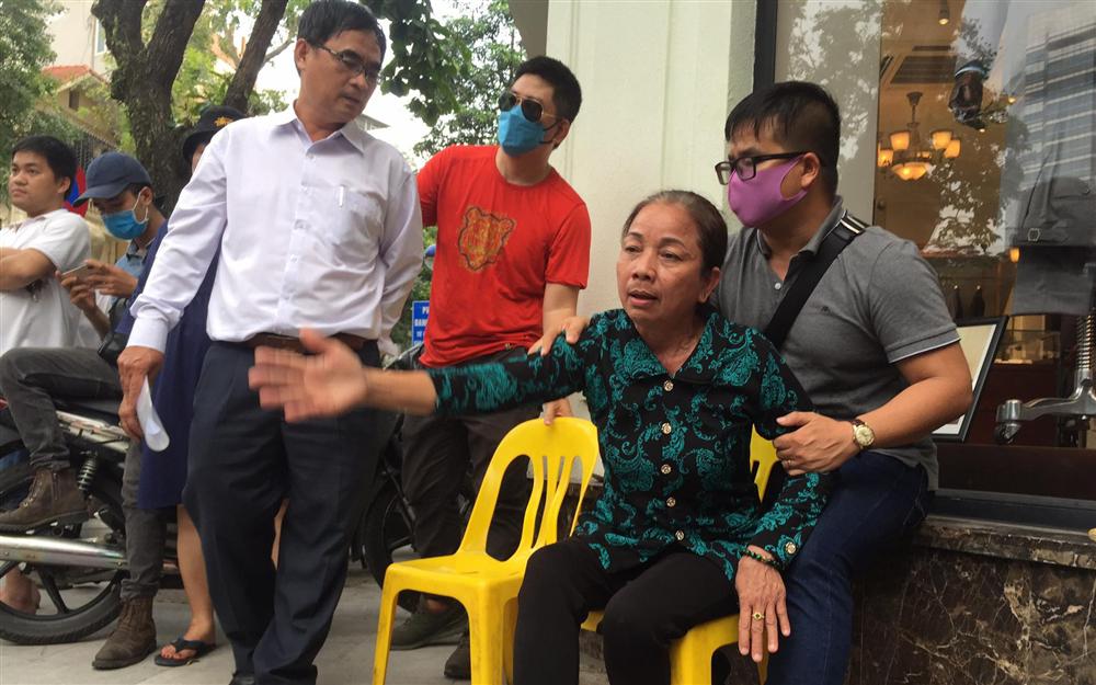 Mẹ Hồ Duy Hải bật khóc sau khi biết Quyết định Giám đốc thẩm-1